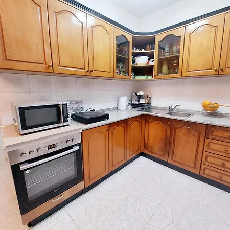 Friendship Dorms * Szkodra